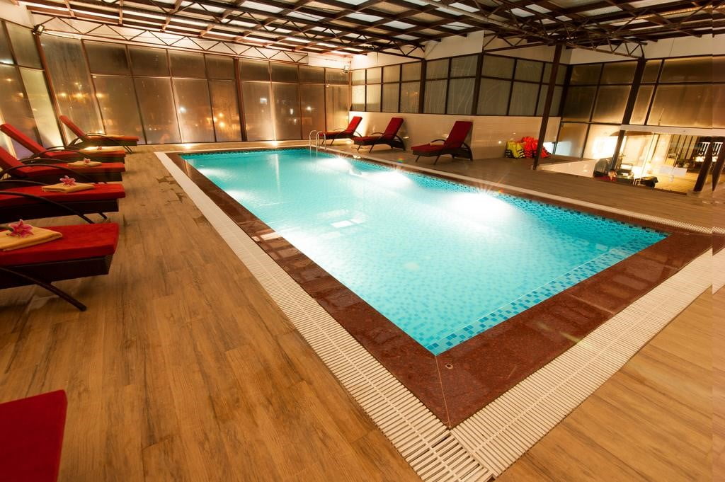 Lưu ý trong xây dựng bể bơi trong nhà