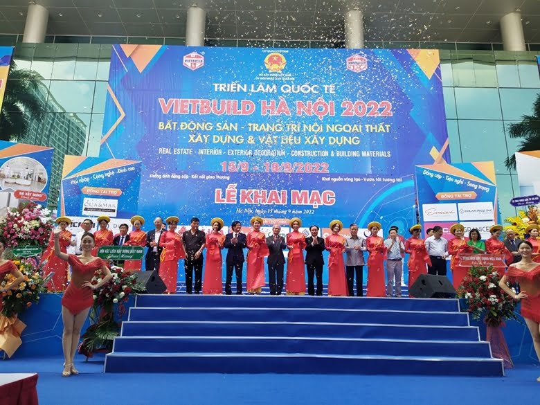 Khai mạc triển lãm Vietbuild