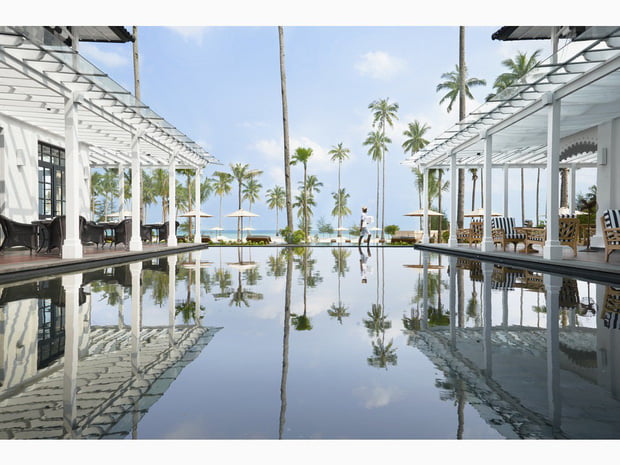 Top bể bơi vô cực đẹp nhất châu Á: Một khách sạn ở Cam Ranh được vinh danh, không thua kém đại diện từ Bali hay Maldives - Ảnh 8.