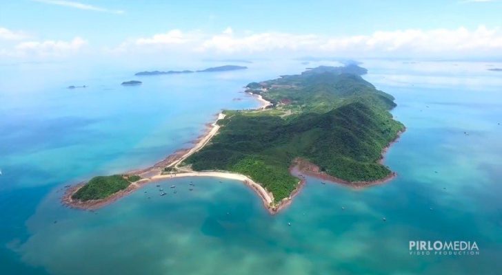 Toàn cảnh đảo Cái Chiên-Quảng Ninh