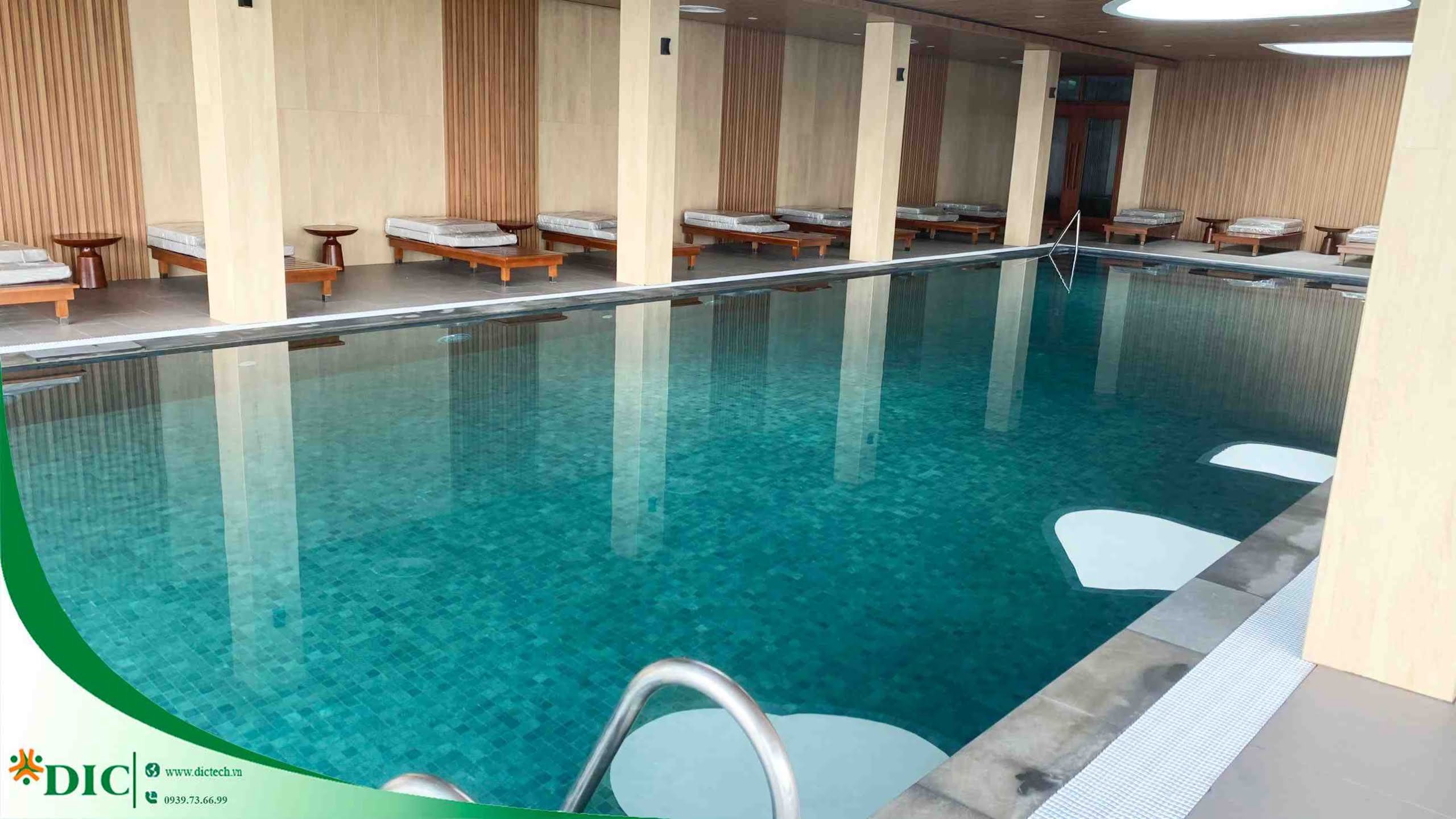 Bể bơi bốn mùa Senna Wellness Retreat
