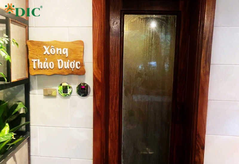 phòng xông đá muối đá quý